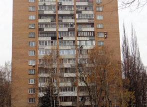 Остекление окнами из пластика башни Вулыха