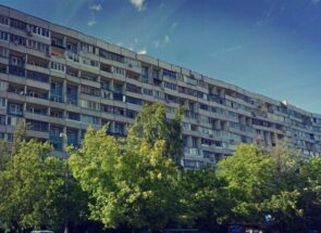 Остекление пвх окнами дома п-47