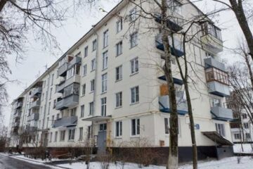 Дом серии 1-510 с остеклением