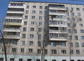 Серия дома 1-515/9м остекление