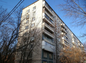 Серия дома 1-515/9м с пластиковым остеклением