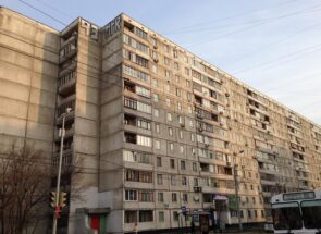Серия дома 1605-АМ12 остекление