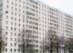 Серия дома 1605-АМ12 пластиковое остекление