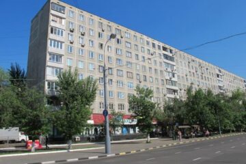 Серия дома 1605-9 пластиковое остекление